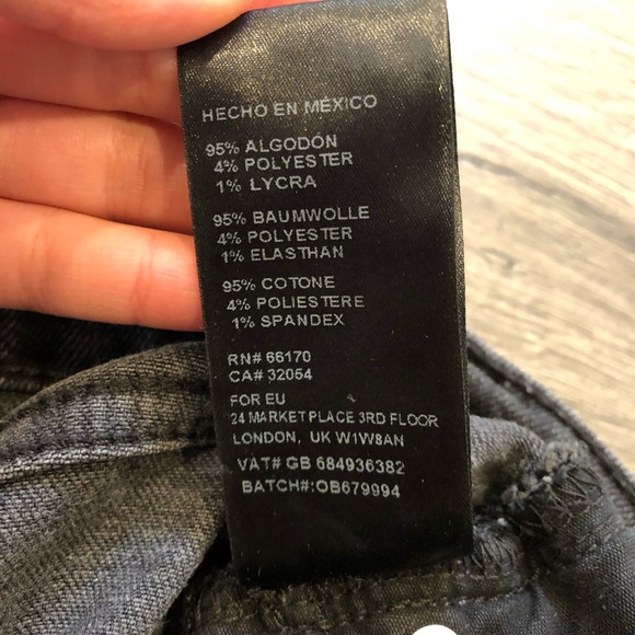 UO BDG mom high rise jean shorts - Picture 3 of 4